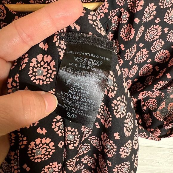 Pleione Top - Picture 5 of 6